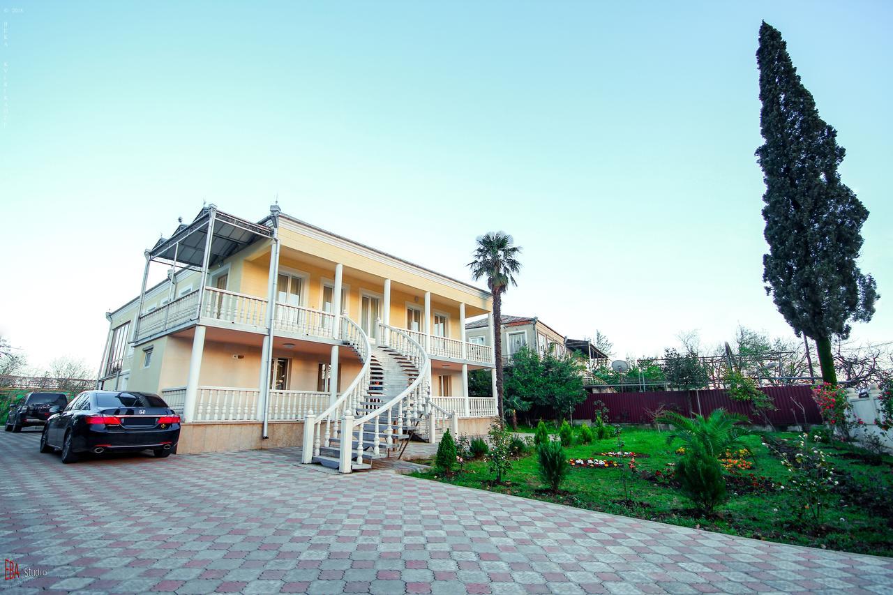 Green Garden Guest House Цхалтубо Экстерьер фото